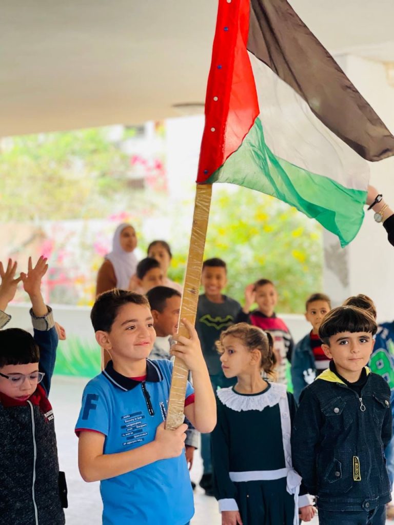 مدرسة التحدي تحتفل بيوم الاتسقلال الفلسطيني